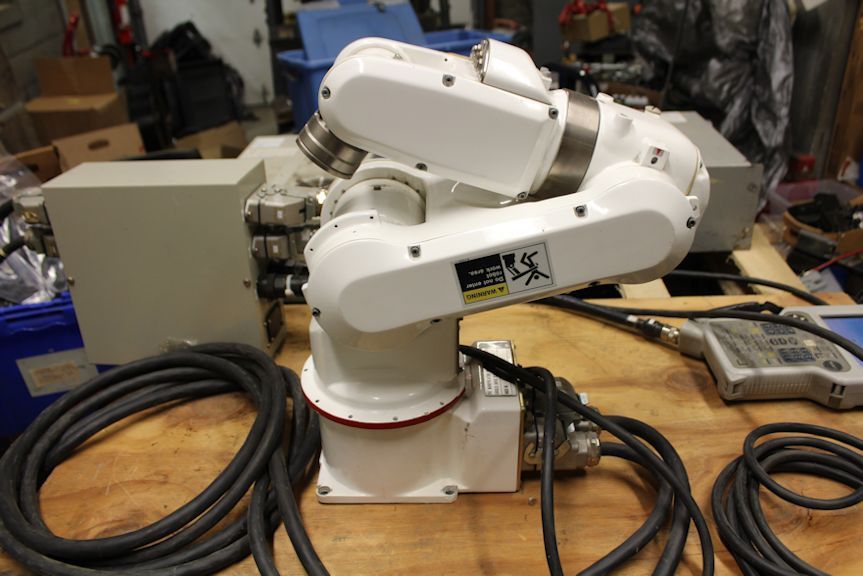 Why Automate with a Cleanroom Robot